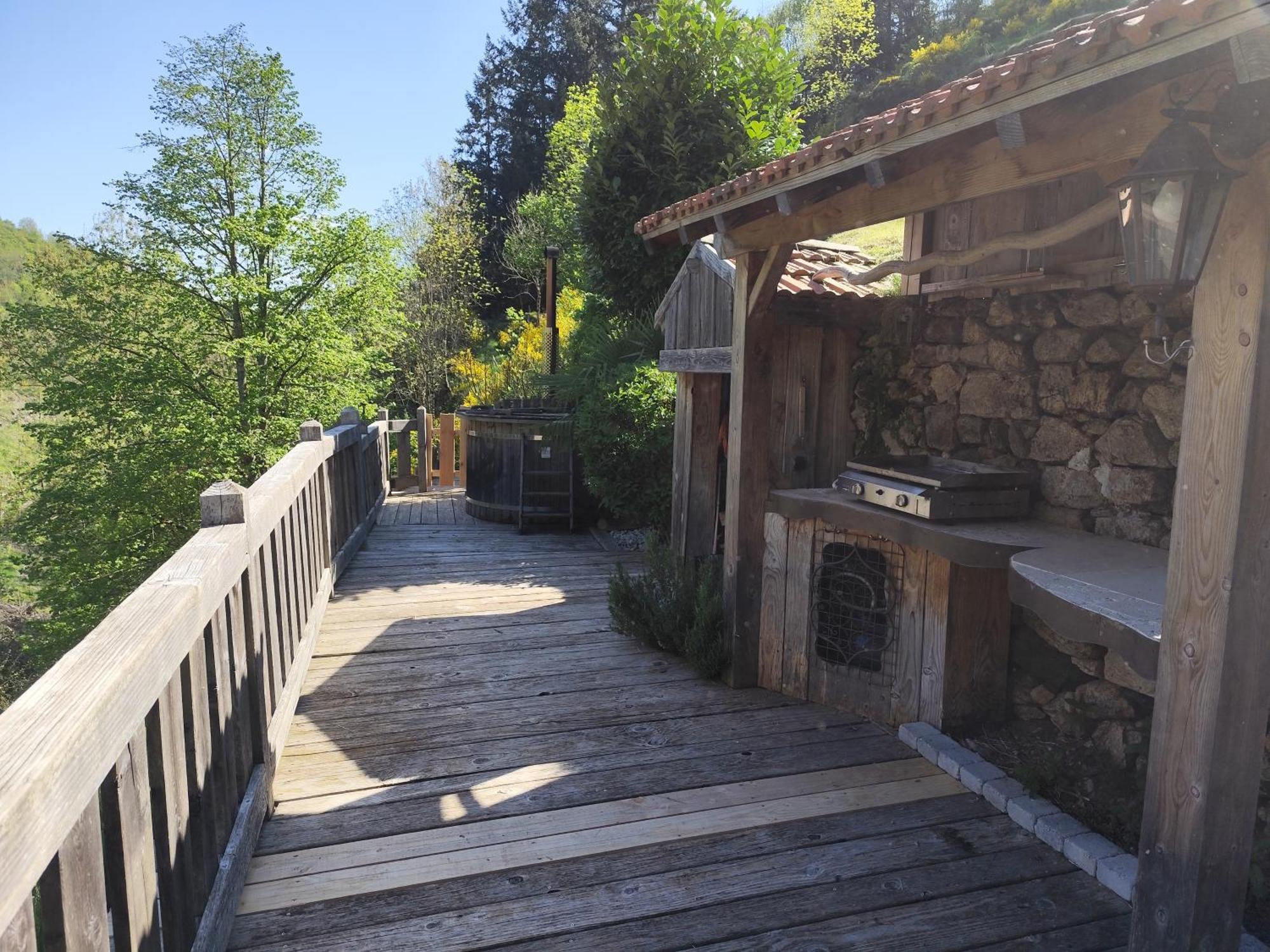 Maison Pres De La Dolce Via Avec Bain Norvegien Saint-Cierge-sous-le-Cheylard Esterno foto